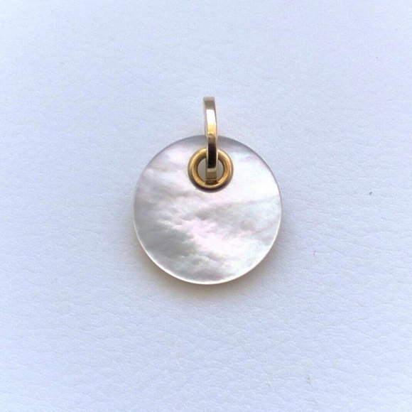 Authentic Tiffany & Co. 18K 750 Yellow Gold Mother Of Pearl Circle Round Pendant